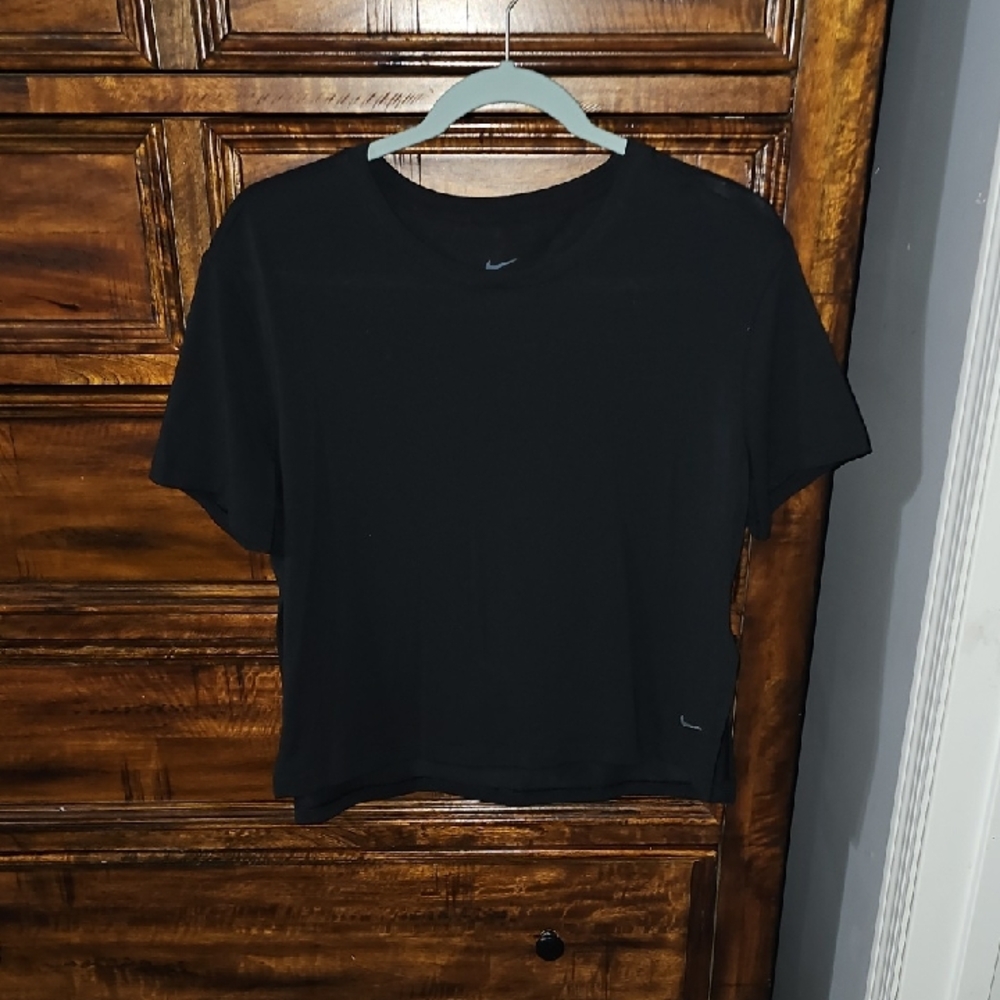 Nike DRI-FIT BLACK Side Slit Tshirt. Womens Sz Small